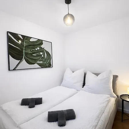 דירה Stilvolles Fuer Bis Zu 6 Gaeste - Balkon & Parkplatz סטארנברג