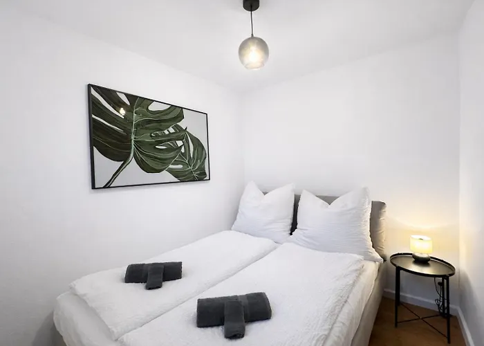 דירה Stilvolles Fuer Bis Zu 6 Gaeste - Balkon & Parkplatz סטארנברג