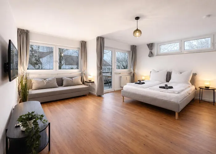 Stilvolles Fuer Bis Zu 6 Gaeste - Balkon & Parkplatz Appartement *